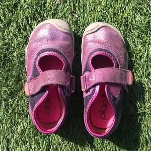 Plae shoes Sz 8